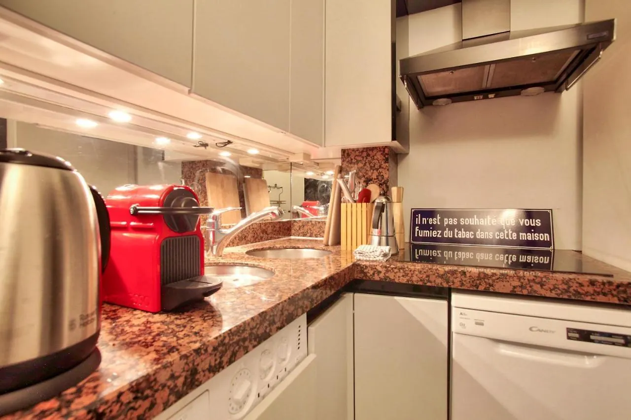 Luxurious 2 Bedrooms Saint Michel Notre Dame Augustins Free Netflix Paris France