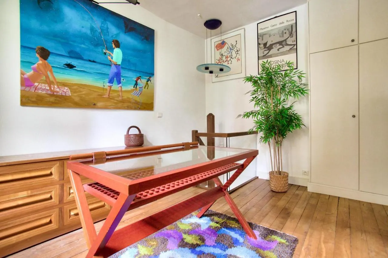 Apartment Luxurious 2 Bedrooms Saint Michel Notre Dame Augustins Free Netflix Paris France