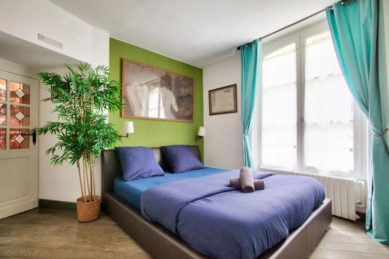 Luxurious 2 Bedrooms Saint Michel Notre Dame Augustins Free Netflix Paris 0*,